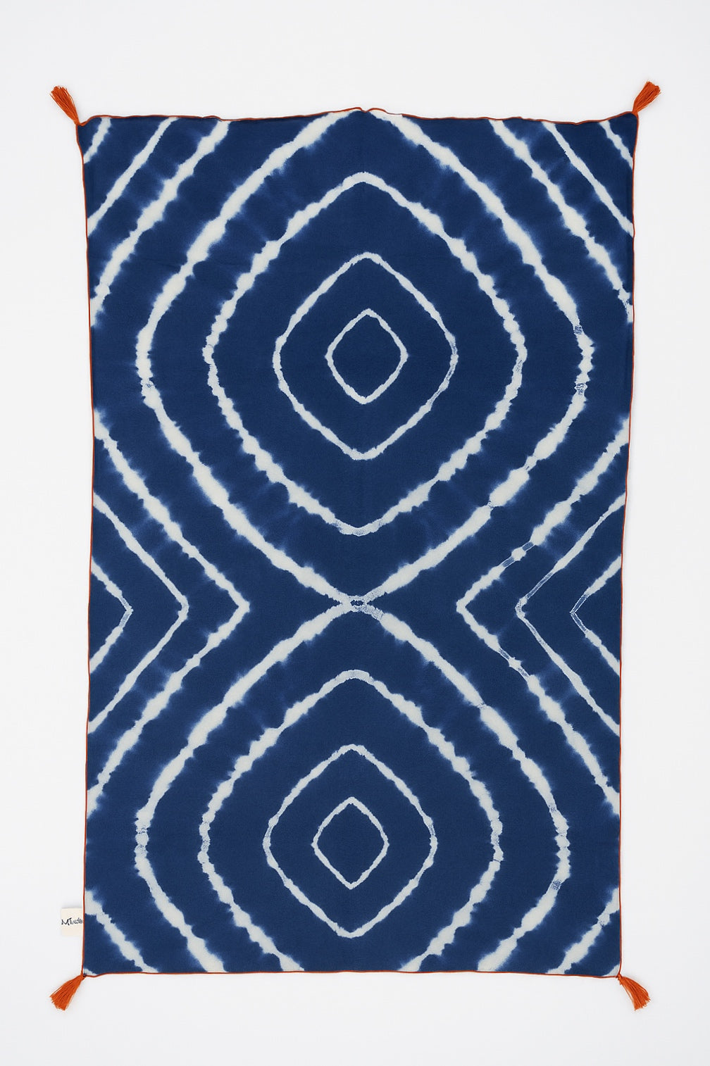 full view of pattern scarf or pareo use of VVC SHOP batik boho love 
