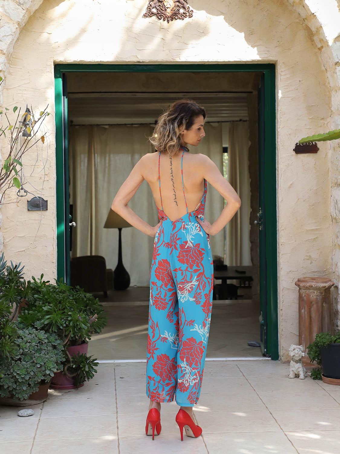 Backless coral and turquoise jumpsuit with filigree T-shape neck closure and halter tie, made in Turkey by Berrin.