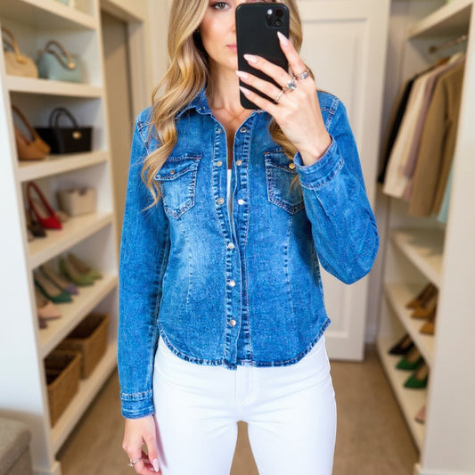 Front view of 3D Denim slim-fit shirt-jacket with front buttons and functional pockets, stylish and practical, available in Sitia